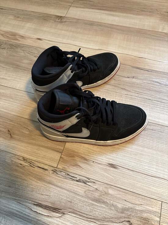 Air Jordan 1 Mid Johnny Kilroy Black Metallic Silver - Picture 4 of 6